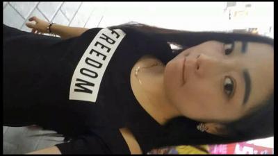 漂亮長發氣質美女第一次和男友酒店開房,靦腆害羞,想要又不好意思說.